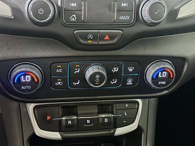 Vehicle image 25 of 30