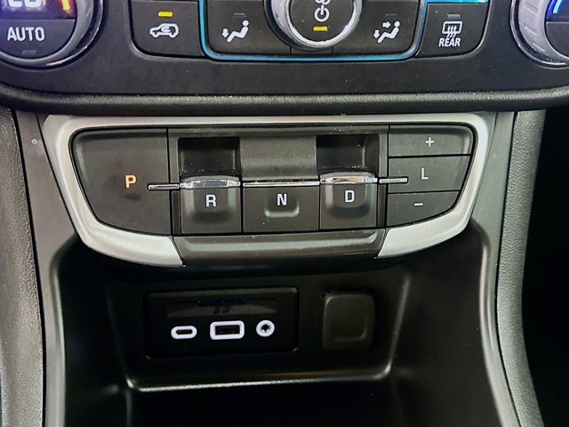 Vehicle image 24 of 30