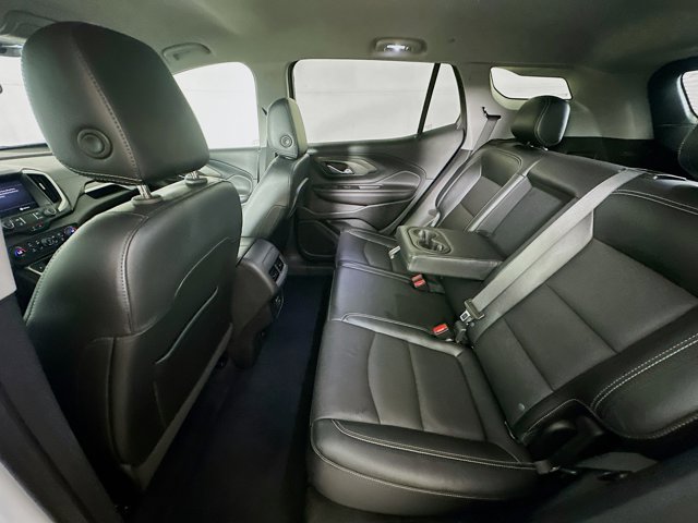 Vehicle image 12 of 30