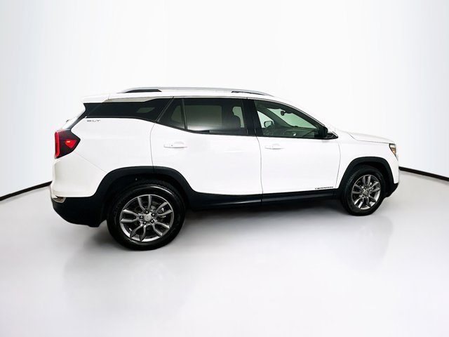 Vehicle image 4 of 30