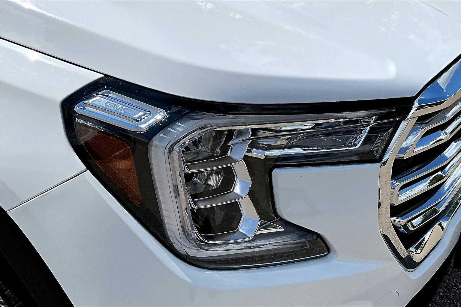 Vehicle image 31 of 34