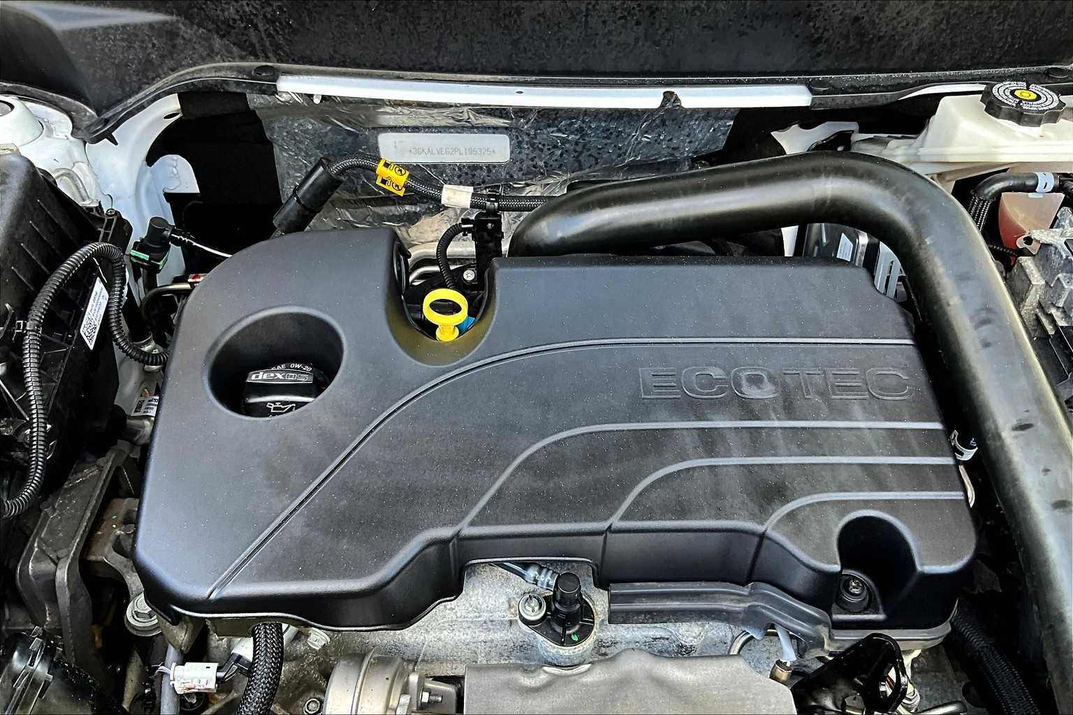Vehicle image 8 of 34