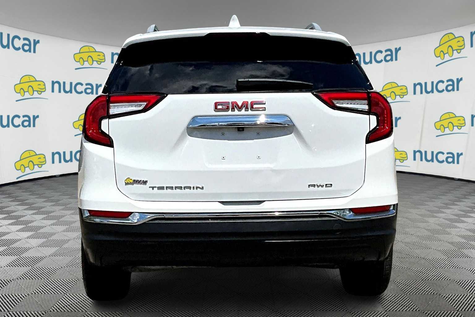 Vehicle image 6 of 34