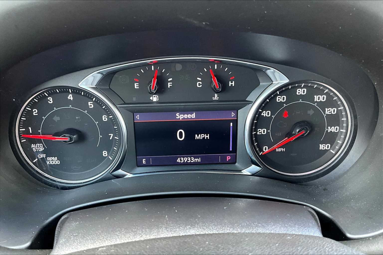 Vehicle image 22 of 34