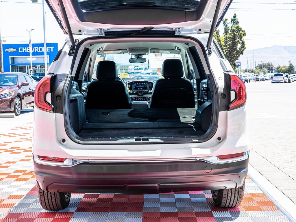 Vehicle image 10 of 10