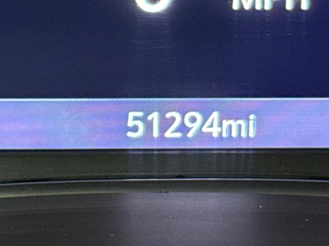 Vehicle image 26 of 50