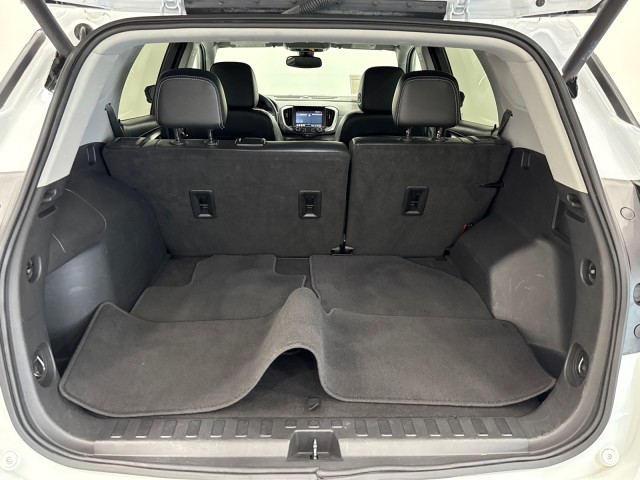 Vehicle image 13 of 50
