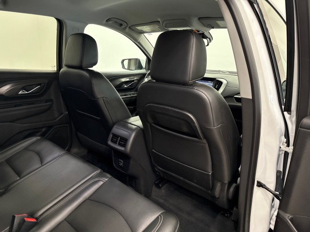Vehicle image 15 of 50