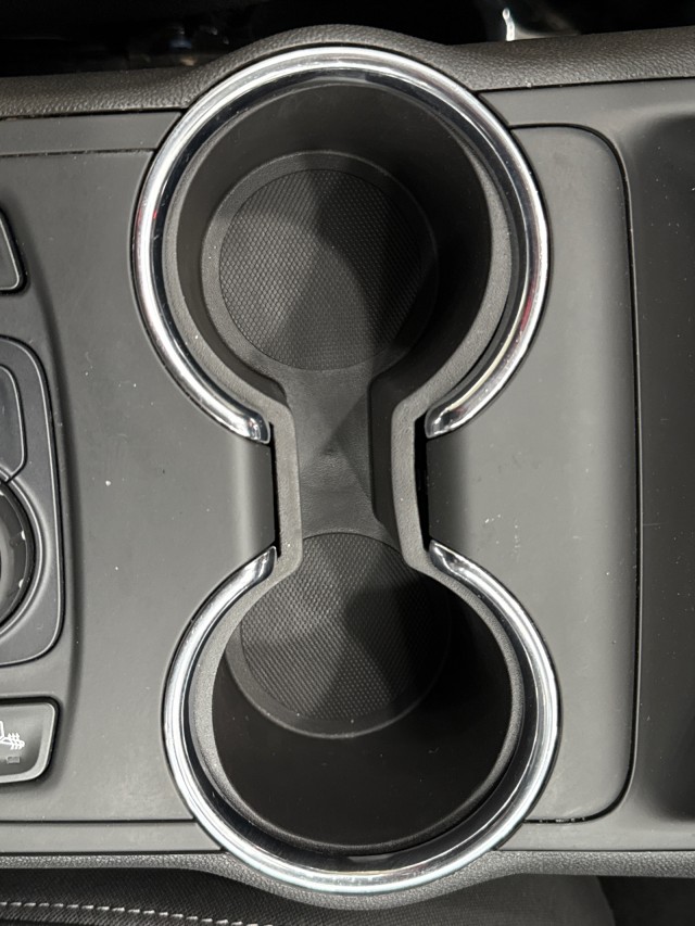 Vehicle image 39 of 50