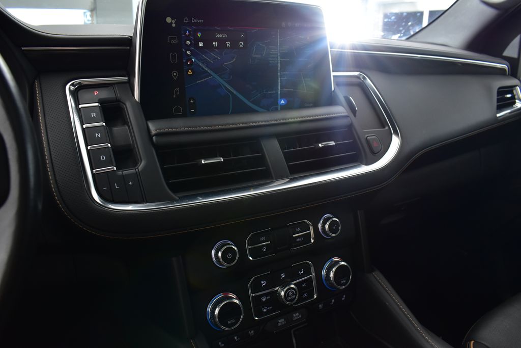 Vehicle image 22 of 40