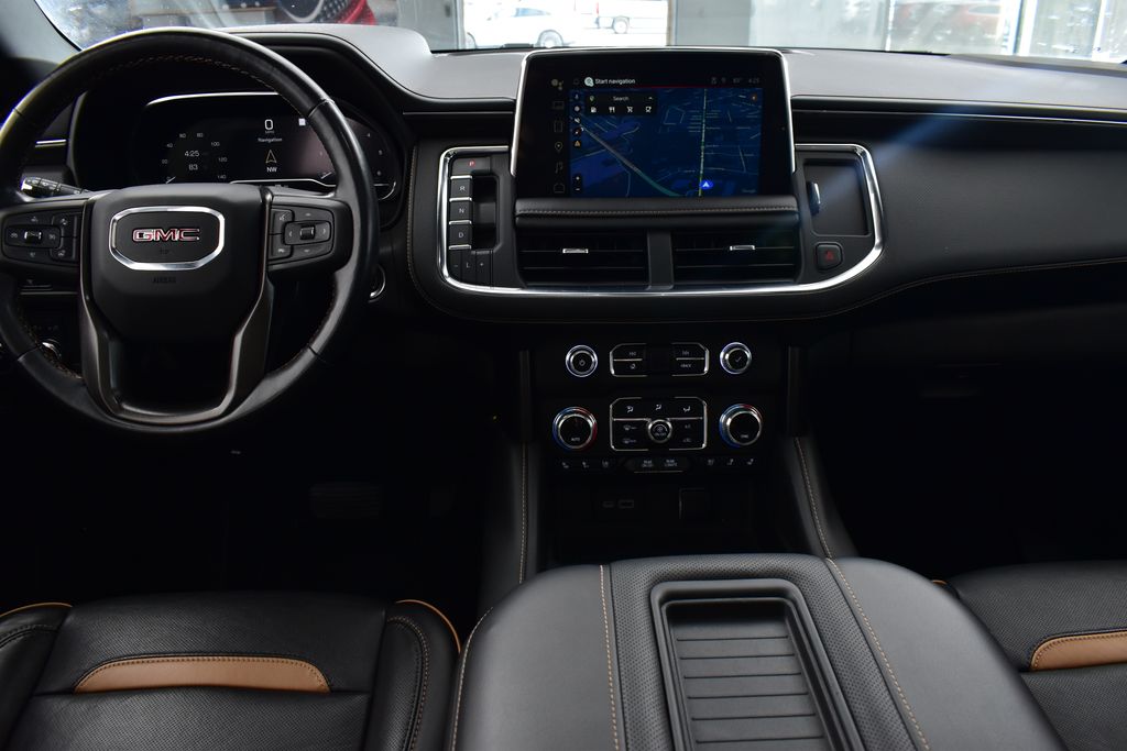 Vehicle image 17 of 40