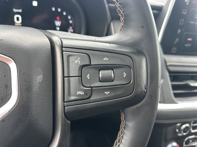 Vehicle image 23 of 25