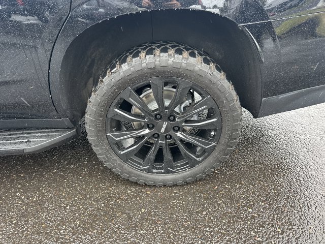 Vehicle image 7 of 25