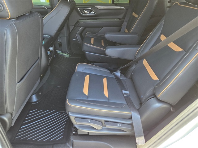 Vehicle image 15 of 33