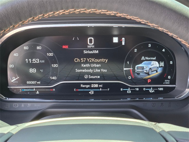 Vehicle image 22 of 33