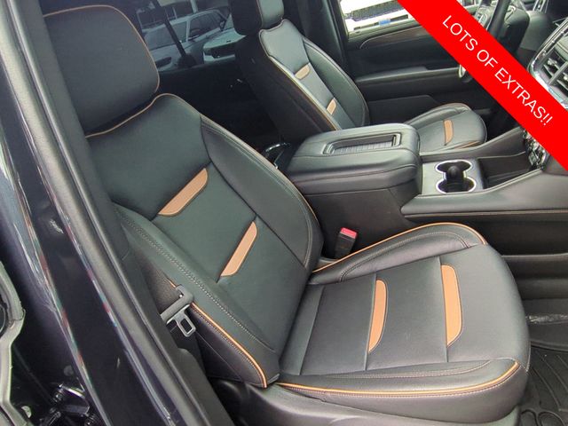 Vehicle image 14 of 44