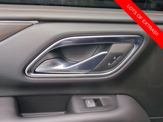 Vehicle image 25 of 44