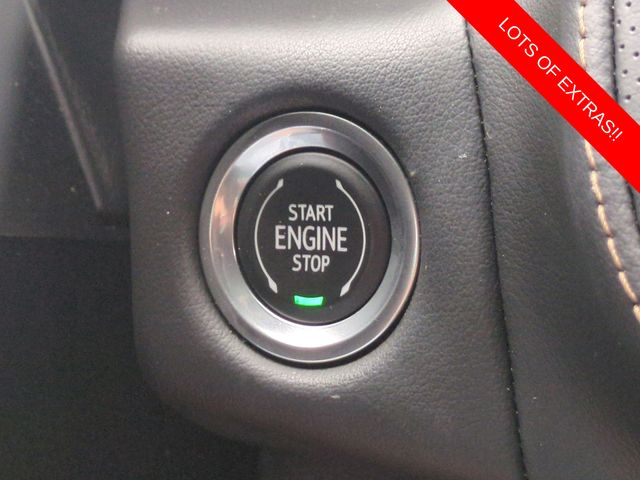 Vehicle image 38 of 44