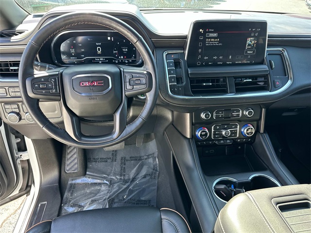 Vehicle image 16 of 28