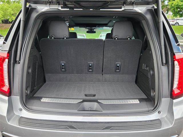 Vehicle image 24 of 35