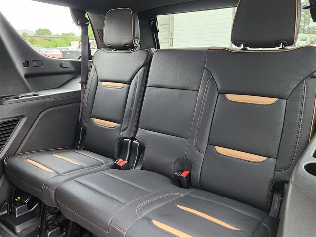 Vehicle image 19 of 35