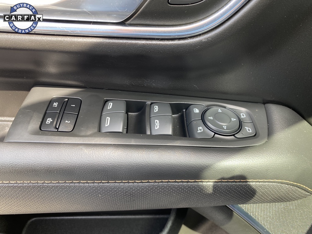 Vehicle image 44 of 46