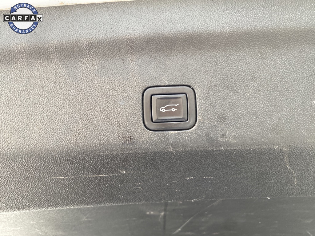 Vehicle image 22 of 46