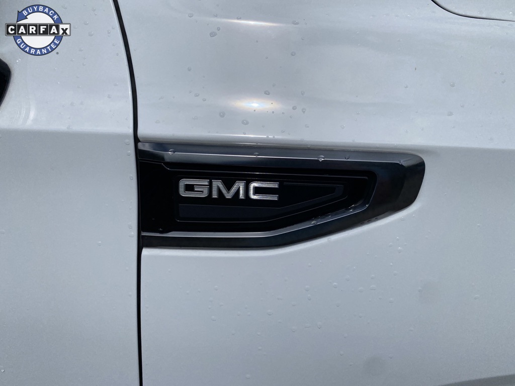 Vehicle image 37 of 46
