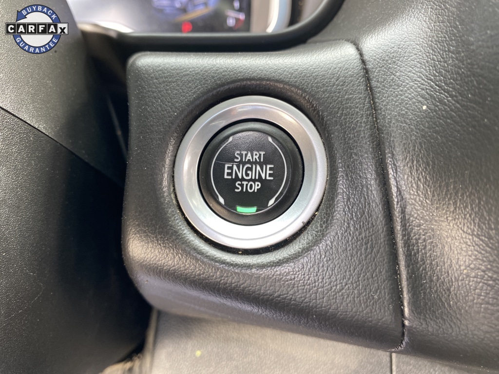 Vehicle image 31 of 46