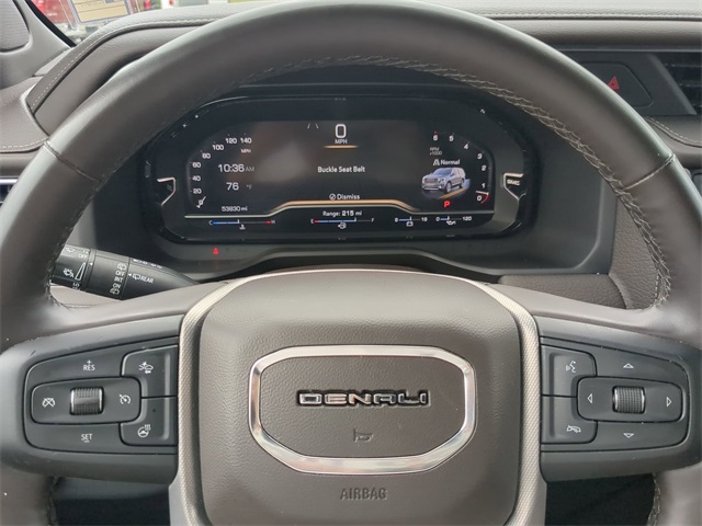 2023 GMC Yukon Denali Image 32 of 35