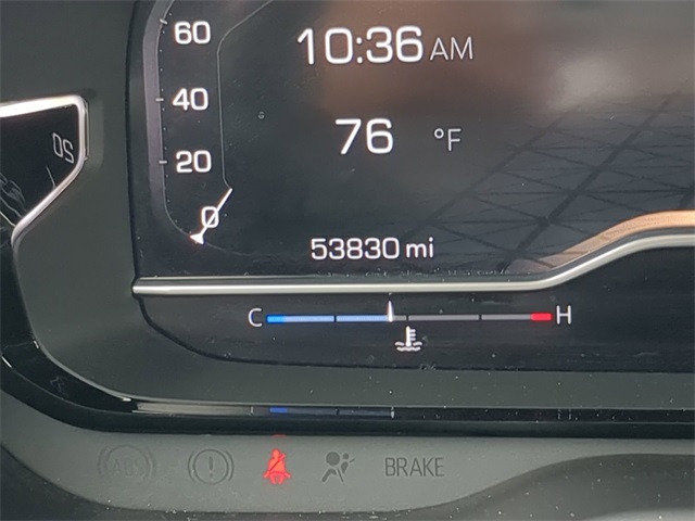 2023 GMC Yukon Denali Image 17 of 35