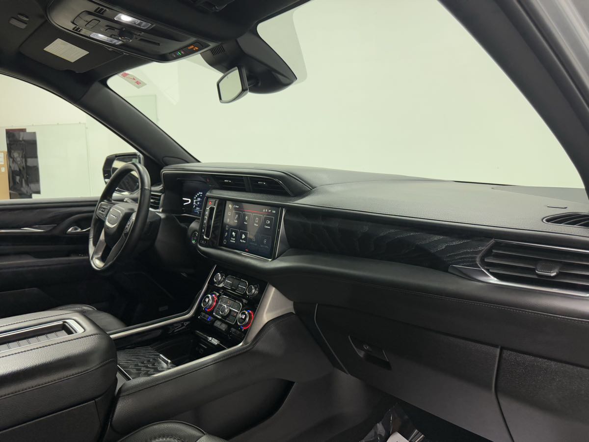 Vehicle image 24 of 50