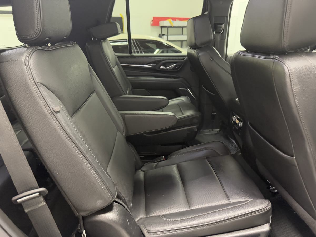 Vehicle image 20 of 50