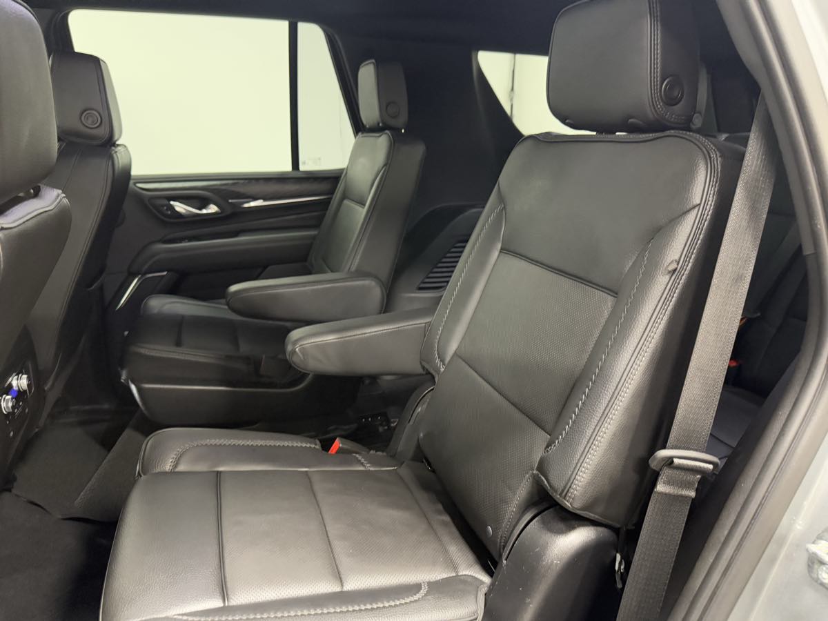 Vehicle image 15 of 50