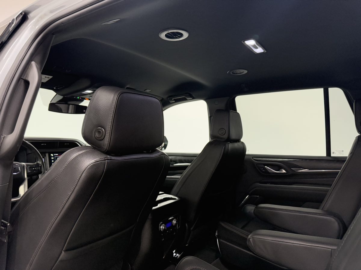 Vehicle image 13 of 50