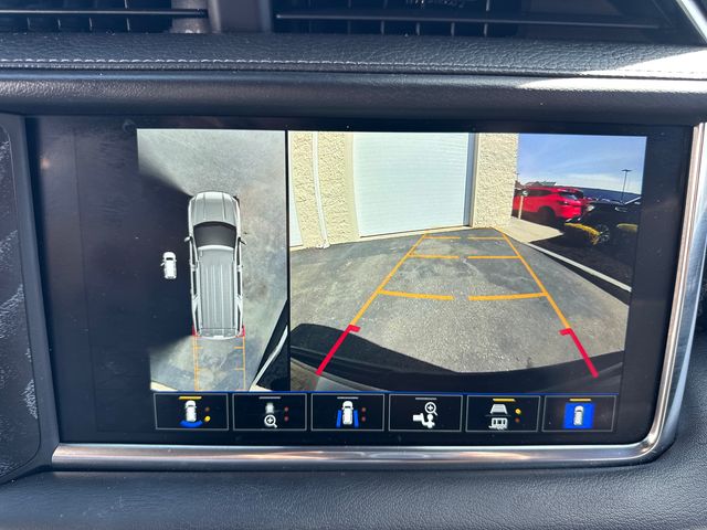 Vehicle image 29 of 34