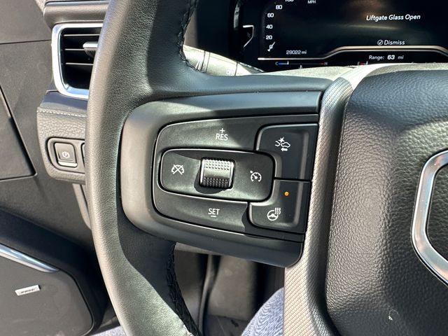 Vehicle image 26 of 34