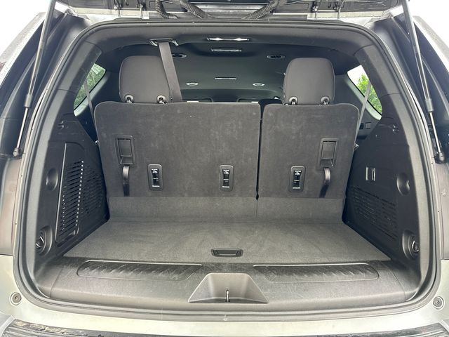 Vehicle image 12 of 35
