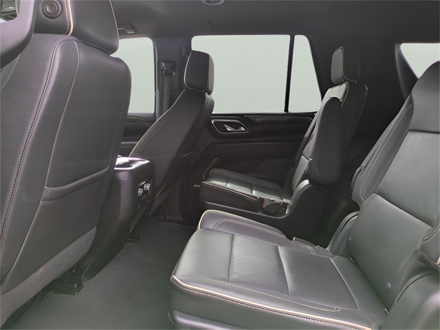 Vehicle image 16 of 43