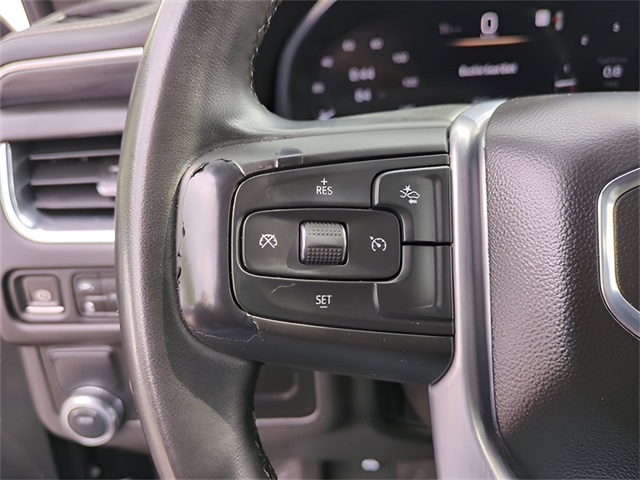 Vehicle image 30 of 43