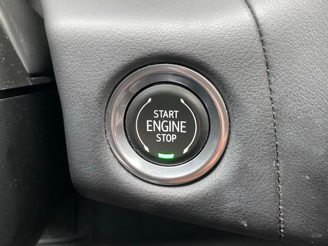 Vehicle image 54 of 57