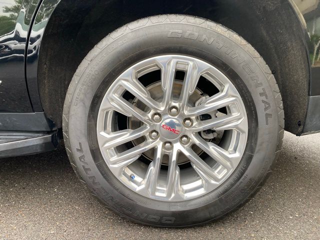 Vehicle image 15 of 57