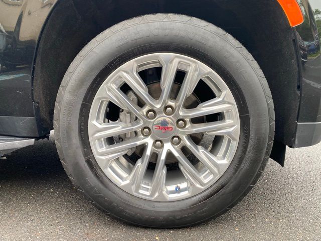 Vehicle image 13 of 57