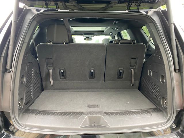 Vehicle image 16 of 57
