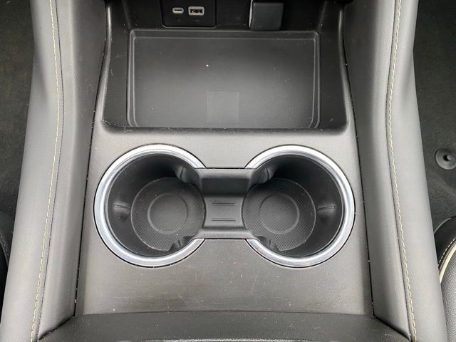 Vehicle image 34 of 57