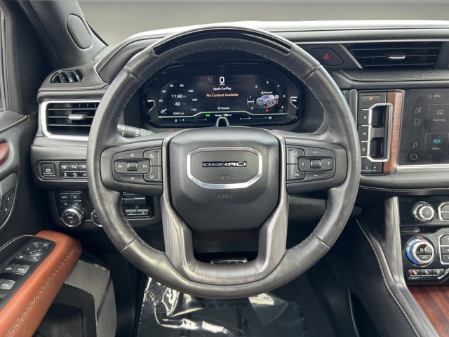 Vehicle image 13 of 20