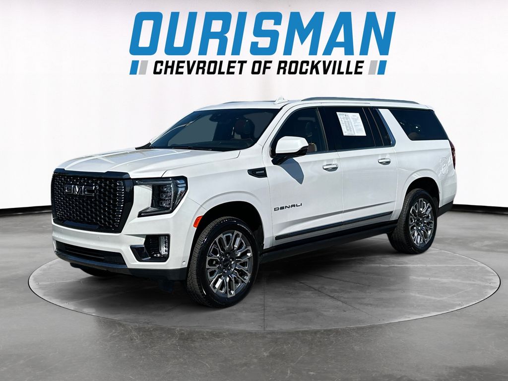 2023 GMC Yukon XL Denali Ultimate Image 1 of 34