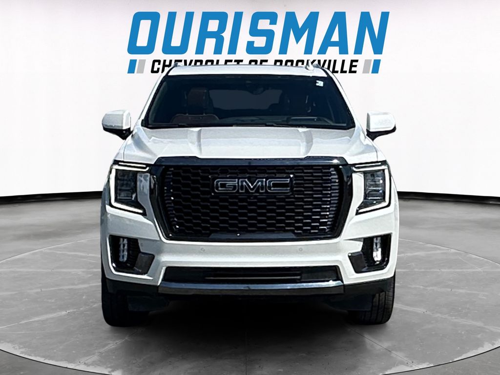 2023 GMC Yukon XL Denali Ultimate Image 2 of 34