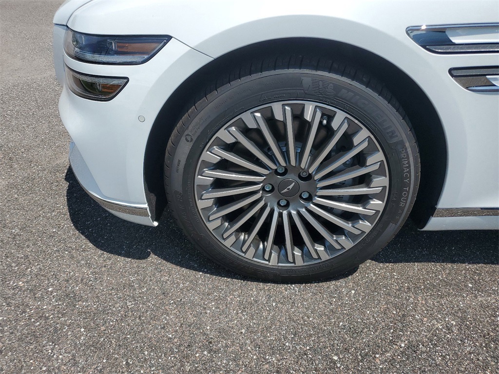 2023 Genesis Electrified G80 Base Image 4 of 30