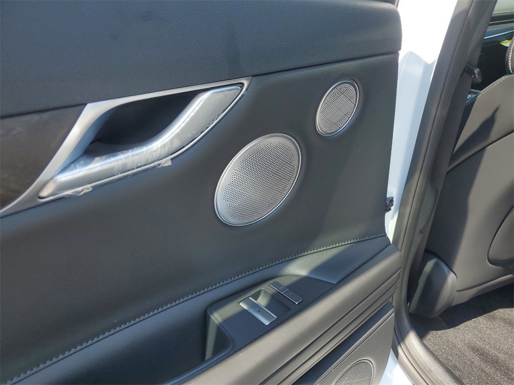 2023 Genesis Electrified G80 Base Image 23 of 30